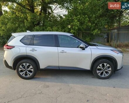 Серый Ниссан Rogue, объемом двигателя 2.49 л и пробегом 104 тыс. км за 21600 $, фото 5 на Automoto.ua