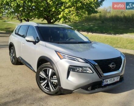 Сірий Ніссан Rogue, об'ємом двигуна 2.49 л та пробігом 60 тис. км за 23200 $, фото 5 на Automoto.ua