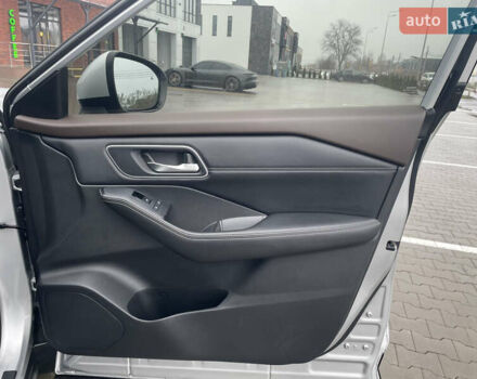 Серый Ниссан Rogue, объемом двигателя 2.49 л и пробегом 145 тыс. км за 22850 $, фото 32 на Automoto.ua