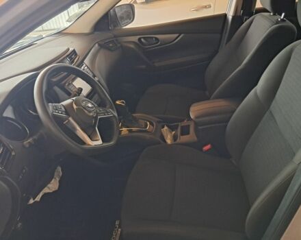 Серый Ниссан Rogue, объемом двигателя 0 л и пробегом 92 тыс. км за 12000 $, фото 1 на Automoto.ua