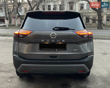 Серый Ниссан Rogue, объемом двигателя 2.49 л и пробегом 151 тыс. км за 19990 $, фото 6 на Automoto.ua