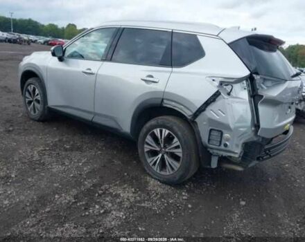 Серый Ниссан Rogue, объемом двигателя 2.5 л и пробегом 85 тыс. км за 5000 $, фото 2 на Automoto.ua