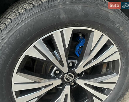 Серый Ниссан Rogue, объемом двигателя 2.49 л и пробегом 151 тыс. км за 19990 $, фото 23 на Automoto.ua