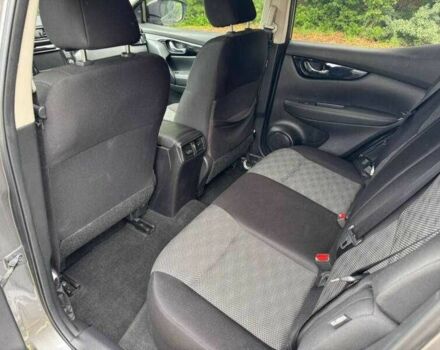 Серый Ниссан Rogue, объемом двигателя 2 л и пробегом 39 тыс. км за 4000 $, фото 7 на Automoto.ua