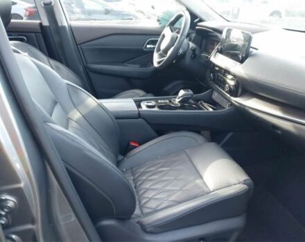 Серый Ниссан Rogue, объемом двигателя 1.5 л и пробегом 44 тыс. км за 14900 $, фото 7 на Automoto.ua