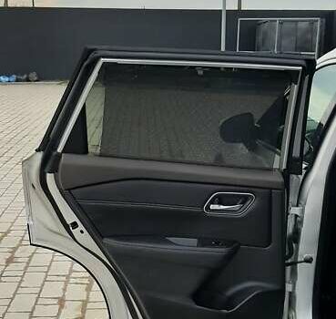 Серый Ниссан Rogue, объемом двигателя 2.5 л и пробегом 46 тыс. км за 29000 $, фото 29 на Automoto.ua