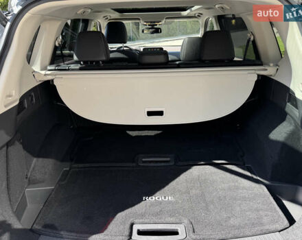 Сірий Ніссан Rogue, об'ємом двигуна 2.49 л та пробігом 27 тис. км за 30900 $, фото 57 на Automoto.ua