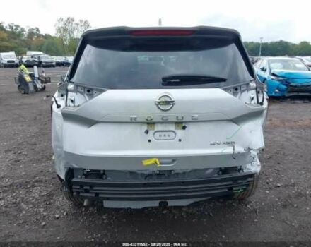 Серый Ниссан Rogue, объемом двигателя 2.5 л и пробегом 85 тыс. км за 5000 $, фото 18 на Automoto.ua