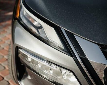 Сірий Ніссан Rogue, об'ємом двигуна 2.49 л та пробігом 125 тис. км за 24200 $, фото 5 на Automoto.ua