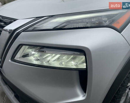 Серый Ниссан Rogue, объемом двигателя 2.49 л и пробегом 145 тыс. км за 22850 $, фото 15 на Automoto.ua