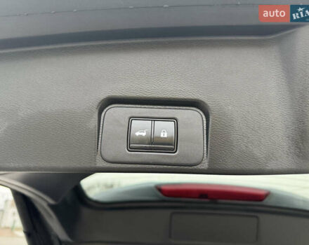 Сірий Ніссан Rogue, об'ємом двигуна 2.49 л та пробігом 140 тис. км за 23500 $, фото 9 на Automoto.ua