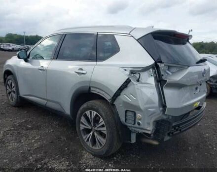 Серый Ниссан Rogue, объемом двигателя 2.5 л и пробегом 85 тыс. км за 5000 $, фото 17 на Automoto.ua