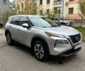 Серый Ниссан Rogue, объемом двигателя 2.49 л и пробегом 122 тыс. км за 21500 $, фото 5 на Automoto.ua