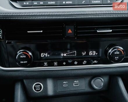 Сірий Ніссан Rogue, об'ємом двигуна 2.49 л та пробігом 125 тис. км за 24200 $, фото 44 на Automoto.ua