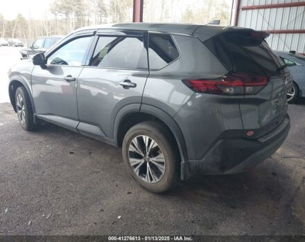 Серый Ниссан Rogue, объемом двигателя 2.5 л и пробегом 22 тыс. км за 17500 $, фото 3 на Automoto.ua