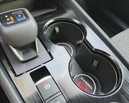 Серый Ниссан Rogue, объемом двигателя 2.49 л и пробегом 104 тыс. км за 21600 $, фото 19 на Automoto.ua