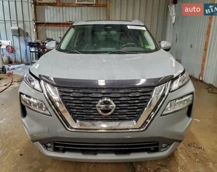 Серый Ниссан Rogue, объемом двигателя 2.49 л и пробегом 129 тыс. км за 5100 $, фото 4 на Automoto.ua