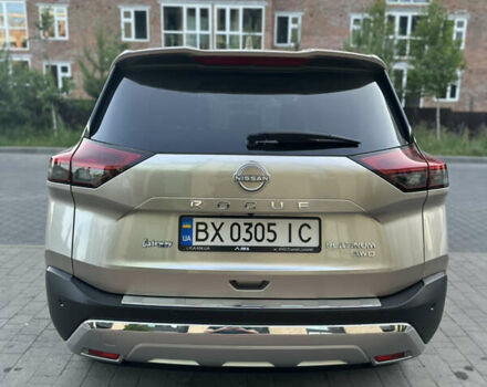 Сірий Ніссан Rogue, об'ємом двигуна 1.5 л та пробігом 23 тис. км за 28500 $, фото 3 на Automoto.ua