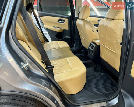 Серый Ниссан Rogue, объемом двигателя 1.5 л и пробегом 46 тыс. км за 26000 $, фото 37 на Automoto.ua