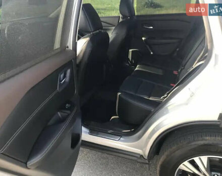 Серый Ниссан Rogue, объемом двигателя 1.48 л и пробегом 12 тыс. км за 23000 $, фото 6 на Automoto.ua