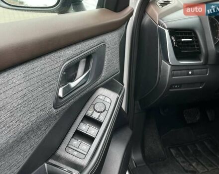 Сірий Ніссан Rogue, об'ємом двигуна 2.39 л та пробігом 109 тис. км за 22500 $, фото 10 на Automoto.ua