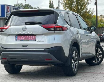 Сірий Ніссан Rogue, об'ємом двигуна 1.5 л та пробігом 449 тис. км за 22500 $, фото 3 на Automoto.ua