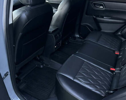 Сірий Ніссан Rogue, об'ємом двигуна 1.5 л та пробігом 32 тис. км за 28000 $, фото 19 на Automoto.ua