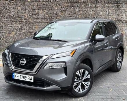 Серый Ниссан Rogue, объемом двигателя 1.5 л и пробегом 40 тыс. км за 18499 $, фото 2 на Automoto.ua