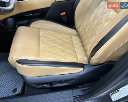 Серый Ниссан Rogue, объемом двигателя 1.5 л и пробегом 46 тыс. км за 26000 $, фото 23 на Automoto.ua