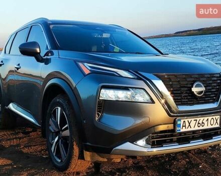 Серый Ниссан Rogue, объемом двигателя 1.5 л и пробегом 36 тыс. км за 34700 $, фото 1 на Automoto.ua