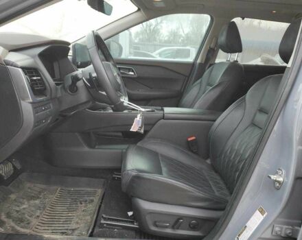 Серый Ниссан Rogue, объемом двигателя 1.5 л и пробегом 52 тыс. км за 11000 $, фото 7 на Automoto.ua