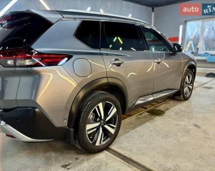 Серый Ниссан Rogue, объемом двигателя 1.5 л и пробегом 46 тыс. км за 26000 $, фото 12 на Automoto.ua