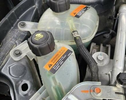 Серый Ниссан Rogue, объемом двигателя 1.5 л и пробегом 40 тыс. км за 18499 $, фото 76 на Automoto.ua