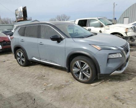 Серый Ниссан Rogue, объемом двигателя 1.5 л и пробегом 52 тыс. км за 11000 $, фото 2 на Automoto.ua