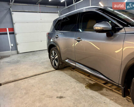 Серый Ниссан Rogue, объемом двигателя 1.5 л и пробегом 46 тыс. км за 26000 $, фото 13 на Automoto.ua