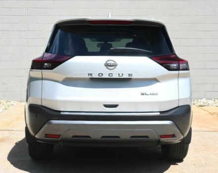 Серый Ниссан Rogue, объемом двигателя 1.5 л и пробегом 15 тыс. км за 18300 $, фото 3 на Automoto.ua