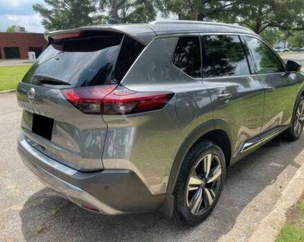 Сірий Ніссан Rogue, об'ємом двигуна 1.5 л та пробігом 33 тис. км за 15000 $, фото 6 на Automoto.ua