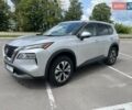 Сірий Ніссан Rogue, об'ємом двигуна 1.5 л та пробігом 148 тис. км за 18900 $, фото 2 на Automoto.ua