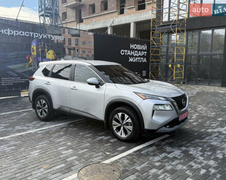 Сірий Ніссан Rogue, об'ємом двигуна 1.5 л та пробігом 72 тис. км за 22500 $, фото 9 на Automoto.ua
