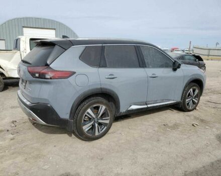 Серый Ниссан Rogue, объемом двигателя 1.5 л и пробегом 52 тыс. км за 11000 $, фото 3 на Automoto.ua