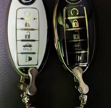 Серый Ниссан Rogue, объемом двигателя 1.5 л и пробегом 36 тыс. км за 34700 $, фото 28 на Automoto.ua