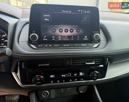 Сірий Ніссан Rogue, об'ємом двигуна 1.5 л та пробігом 72 тис. км за 22500 $, фото 42 на Automoto.ua