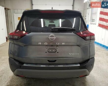 Серый Ниссан Rogue, объемом двигателя 1.5 л и пробегом 115 тыс. км за 6200 $, фото 5 на Automoto.ua