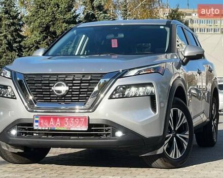 Серый Ниссан Rogue, объемом двигателя 1.5 л и пробегом 111 тыс. км за 23500 $, фото 1 на Automoto.ua