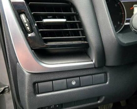 Серый Ниссан Rogue, объемом двигателя 1.5 л и пробегом 40 тыс. км за 18499 $, фото 36 на Automoto.ua