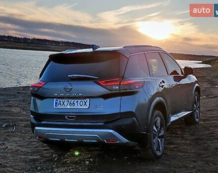 Серый Ниссан Rogue, объемом двигателя 1.5 л и пробегом 36 тыс. км за 34700 $, фото 7 на Automoto.ua