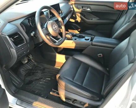 Серый Ниссан Rogue, объемом двигателя 1.48 л и пробегом 12 тыс. км за 23000 $, фото 4 на Automoto.ua