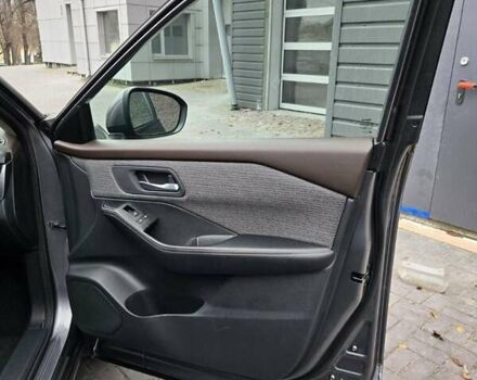 Серый Ниссан Rogue, объемом двигателя 1.5 л и пробегом 40 тыс. км за 18499 $, фото 58 на Automoto.ua