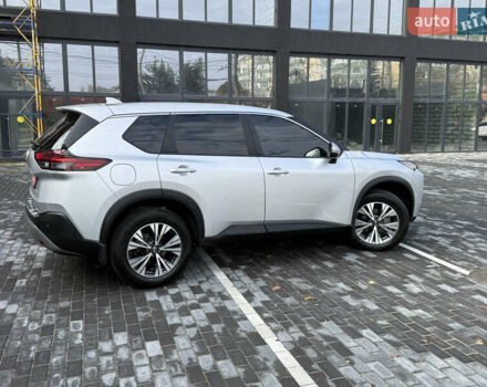 Сірий Ніссан Rogue, об'ємом двигуна 1.5 л та пробігом 72 тис. км за 22500 $, фото 8 на Automoto.ua