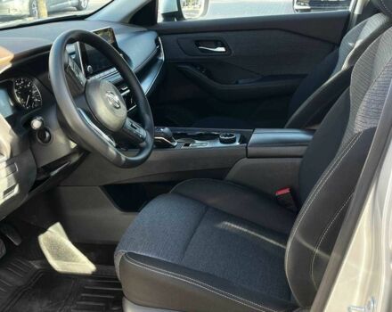 Серый Ниссан Rogue, объемом двигателя 1.5 л и пробегом 111 тыс. км за 23500 $, фото 13 на Automoto.ua